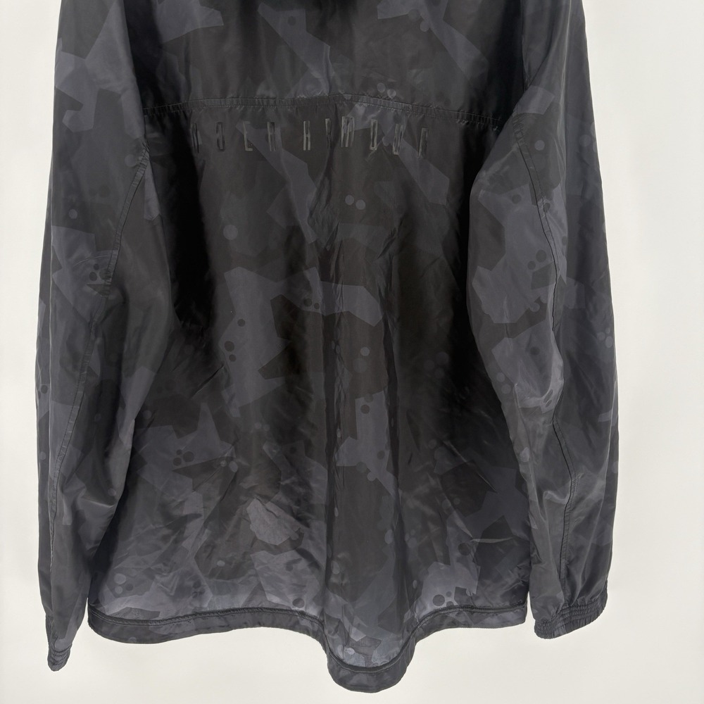 Under Armour Windbreaker Jacket Mens 2XL Vented Black Camo Hooded Full Zip Loose - Picture 10 of 10